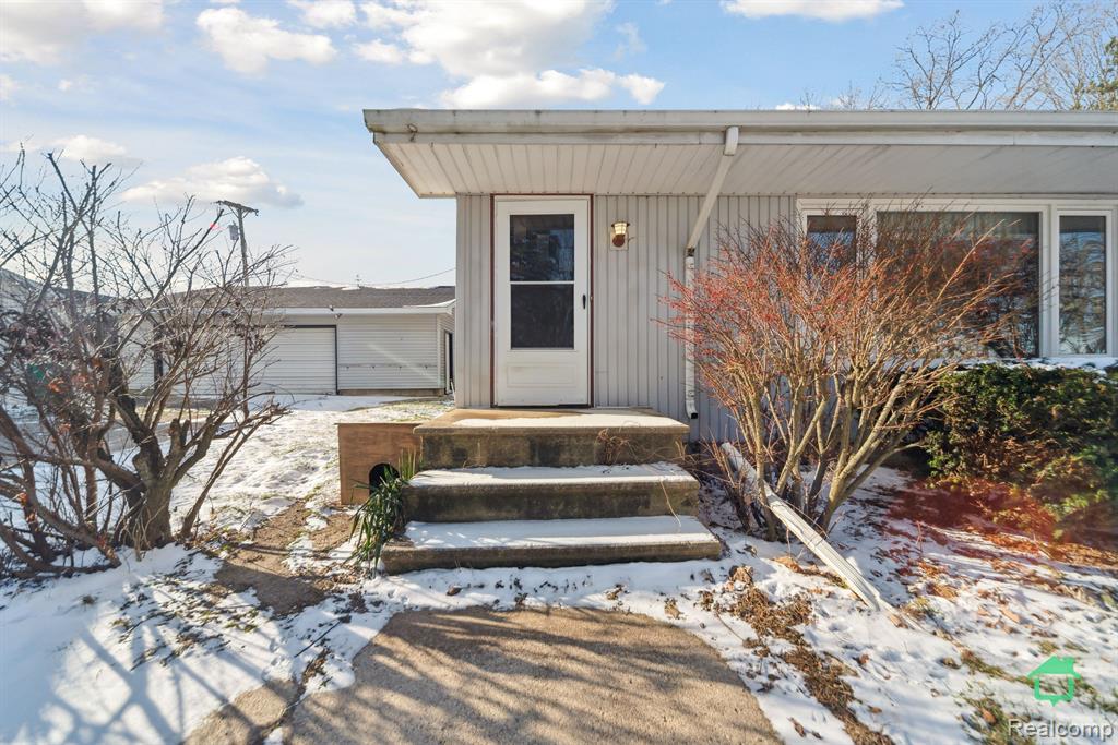 2257 Haskill Road, Webberville, MI 48892 — Photo 3