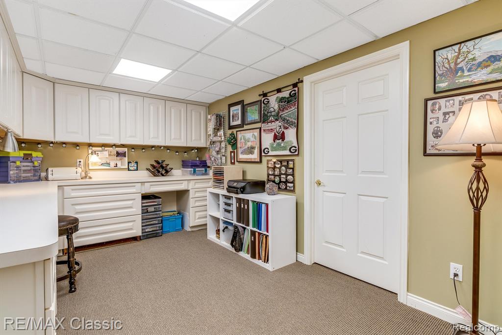 18416 CLAIRMONT Circle E, Northville, MI 48168 — Photo 39
