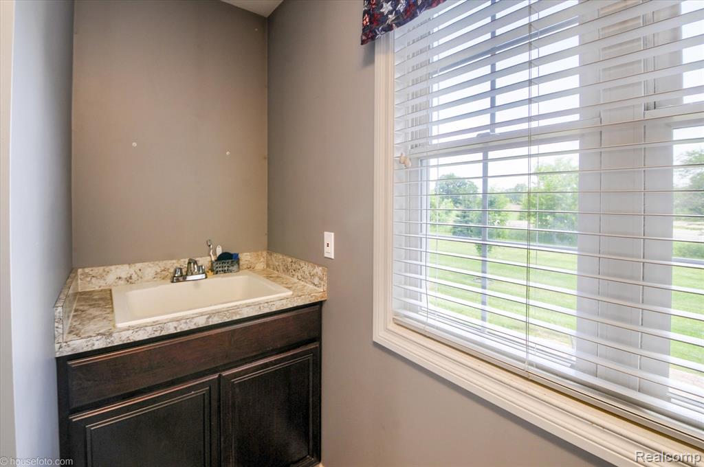 317 N Summers Road, Imlay City, MI 48444 — Photo 29