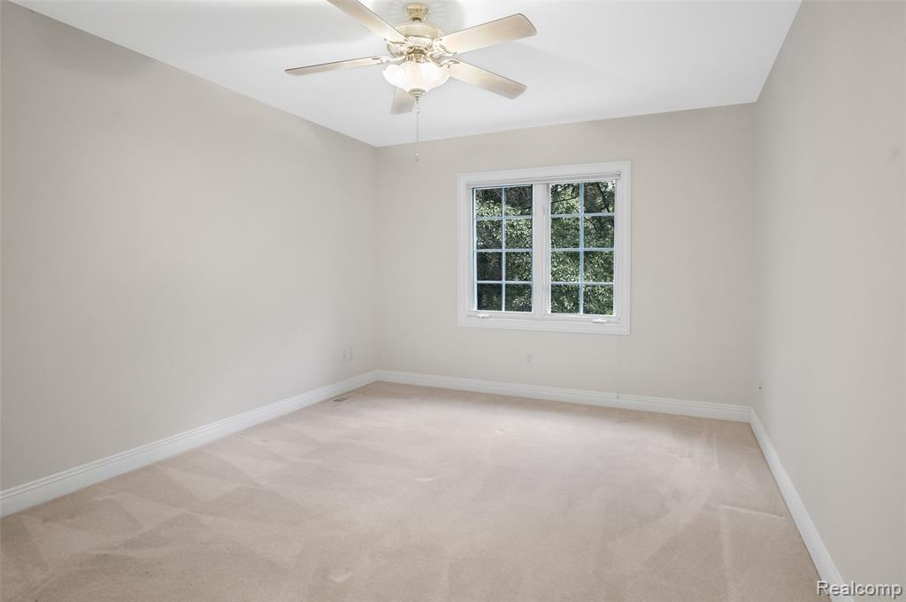 9065 Moonlight Bay, Pinckney, MI 48169 — Photo 31
