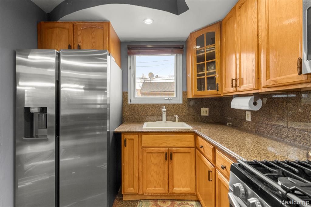 7718 Steadman Street, Dearborn, MI 48126 — Photo 18