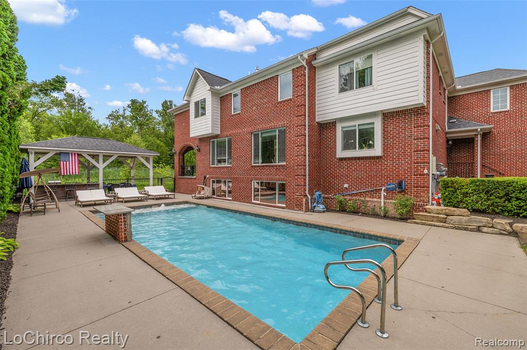 55223 Meadow Ridge Court, Shelby Twp, MI 48316 — Photo 69