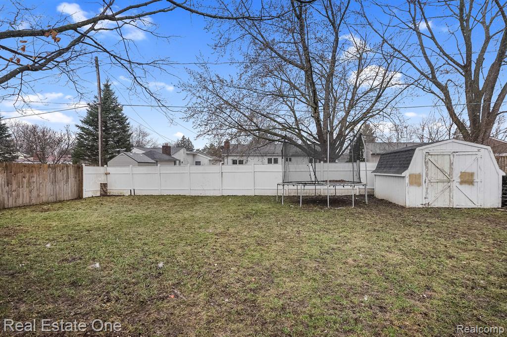 5132 WISHING WELL Drive, Grand Blanc, MI 48439 — Photo 14