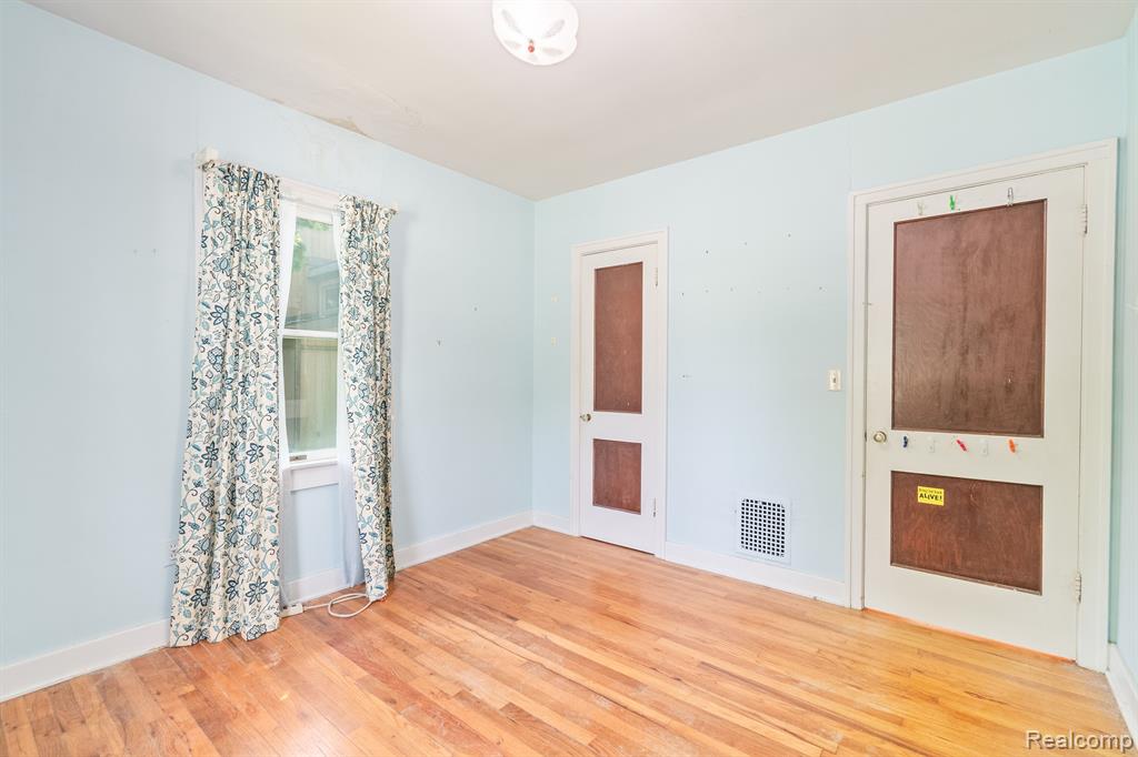 2327 FOSS Street, Ann Arbor, MI 48103 — Photo 12