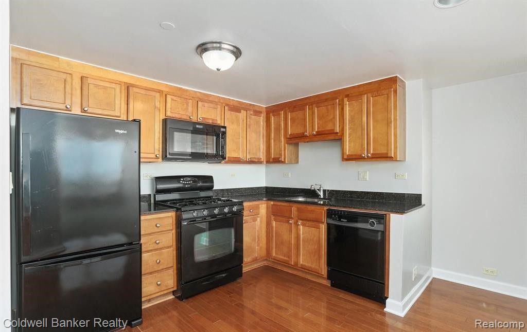 3320 SPINNAKER Lane, 76-14E, Detroit, MI 48207 — Photo 4