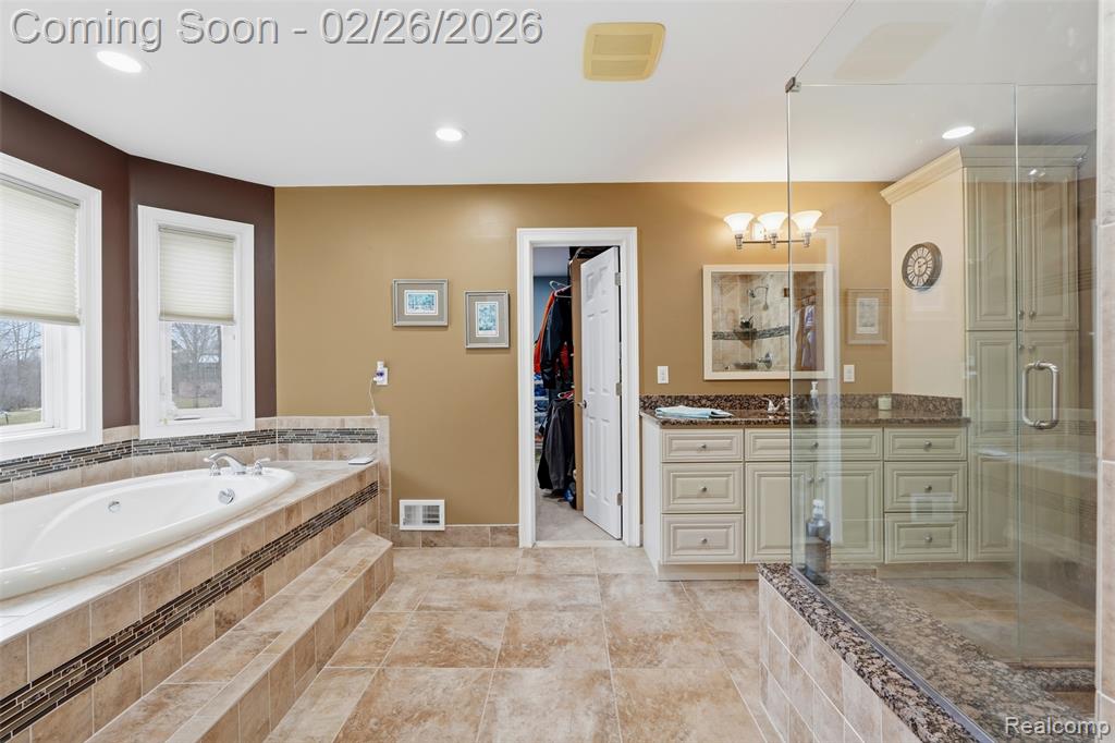 65690 North Avenue, Ray, MI, 00000