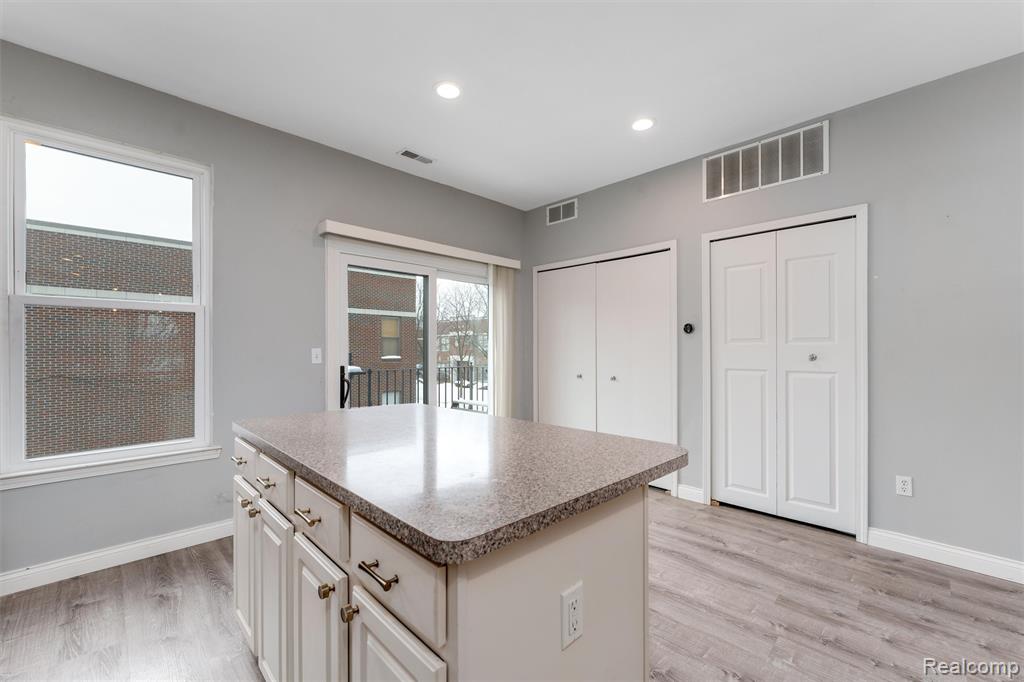 7609 Woodward Avenue, Detroit, MI 48202 — Photo 6