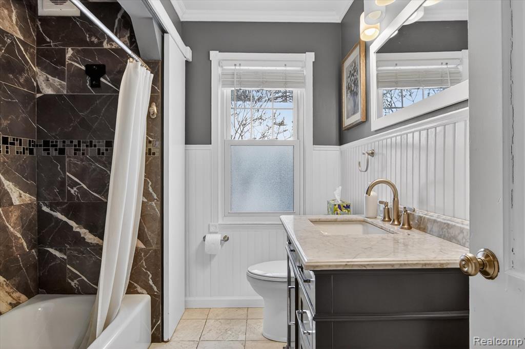 3 Adams Lane, Dearborn, MI 48120 — Photo 17