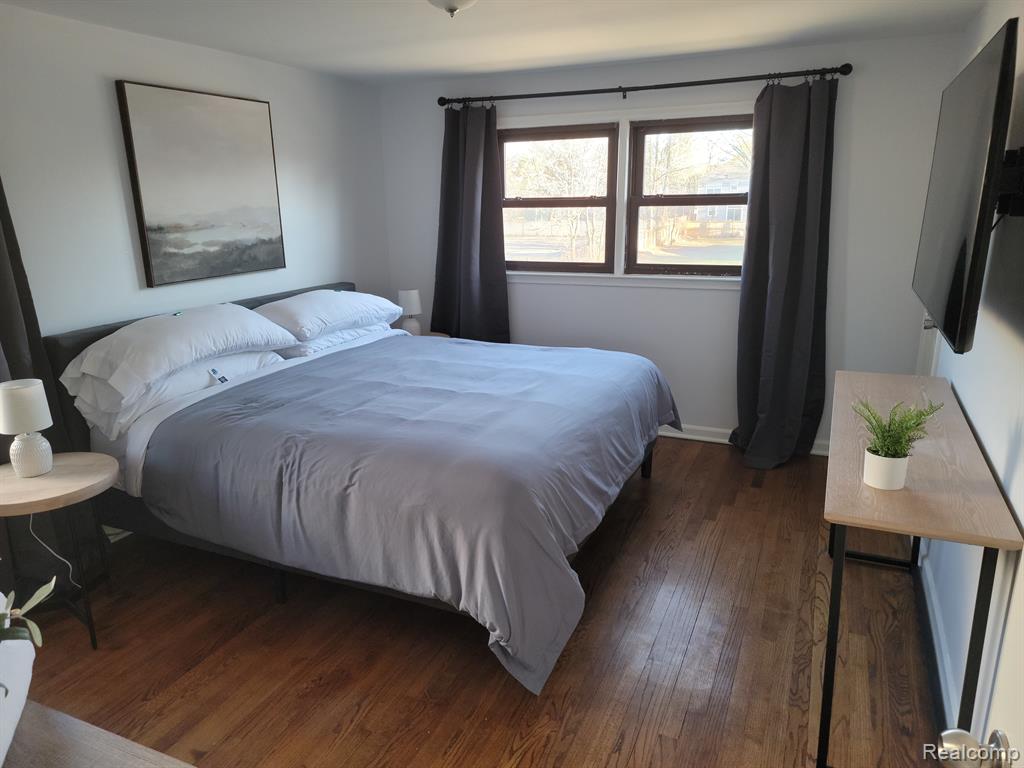 614 E 13 MILE Road, Royal Oak, MI 48073 — Photo 16