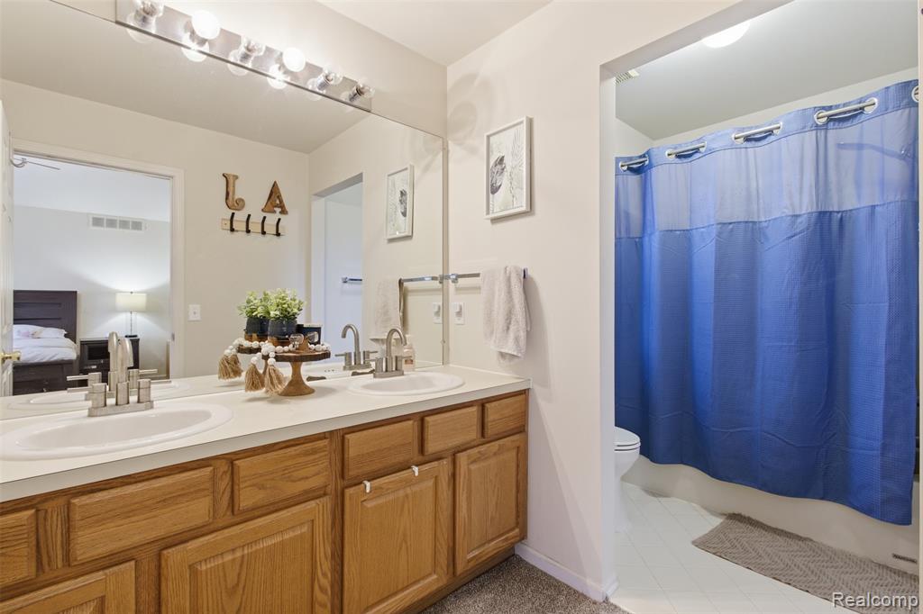 7846 Fawn Court, Waterford, MI 48327 — Photo 15