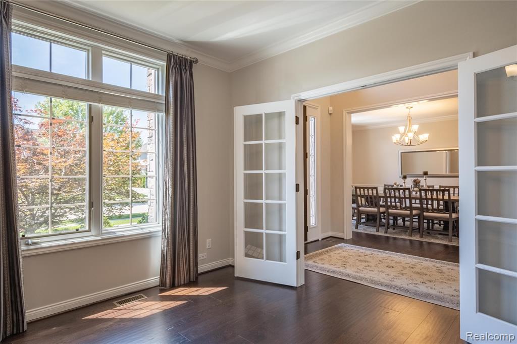 55712 Glenbrooke Drive, Shelby Twp, MI 48316 — Photo 12