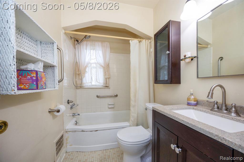 6785 Pelham Road, Allen Park, MI 48101 — Photo 19