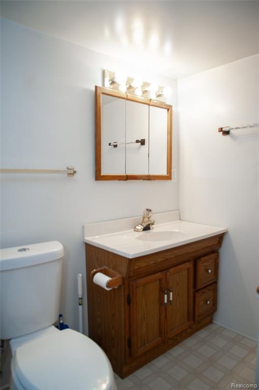 8812 Hemingway, Redford, MI 48239 — Photo 17