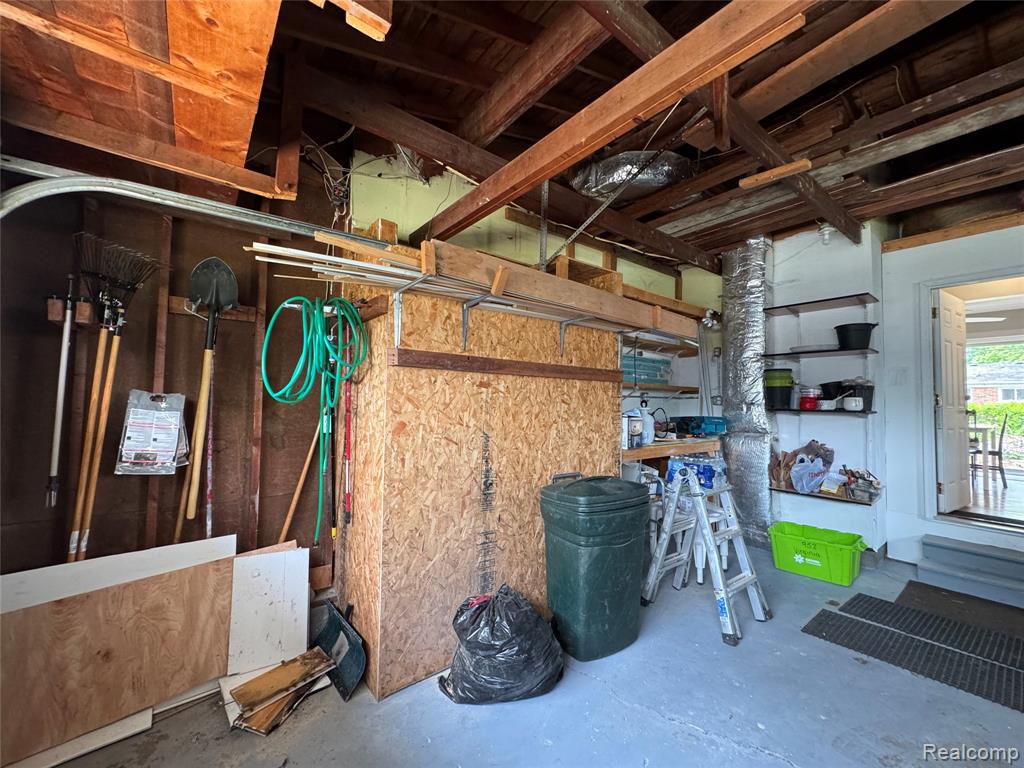 958 Virginia Avenue, Marysville, MI 48040 — Photo 38