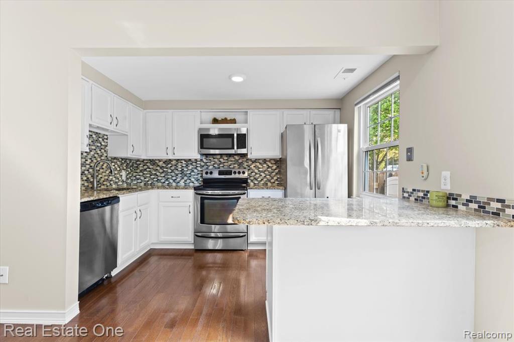 19848 Irongate Court, Northville, MI 48167 — Photo 8