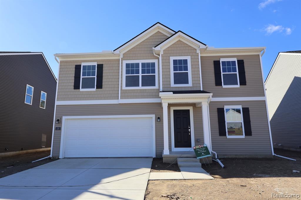 439 Hidden River W, Holly, MI 48442 — front exterior