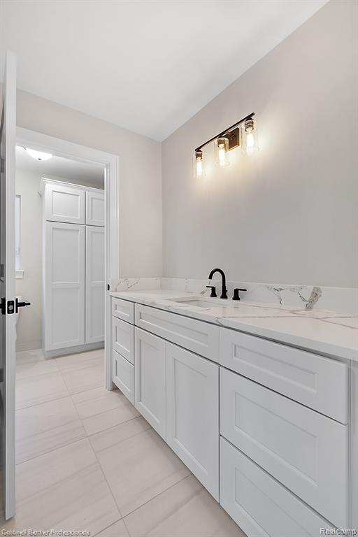 8257 STONEY CREEK Drive, South Lyon, MI 48178 — Photo 42