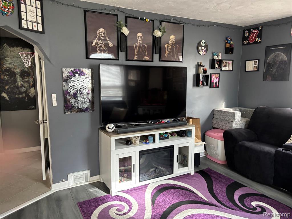 4665 Westpoint Street W, Dearborn Heights, MI 48125 — Photo 10