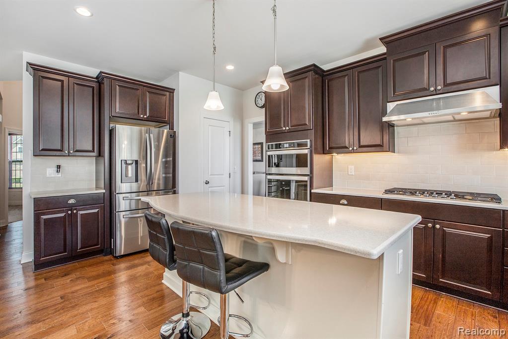 51021 Laurel Park, Canton, MI 48188 — Photo 10