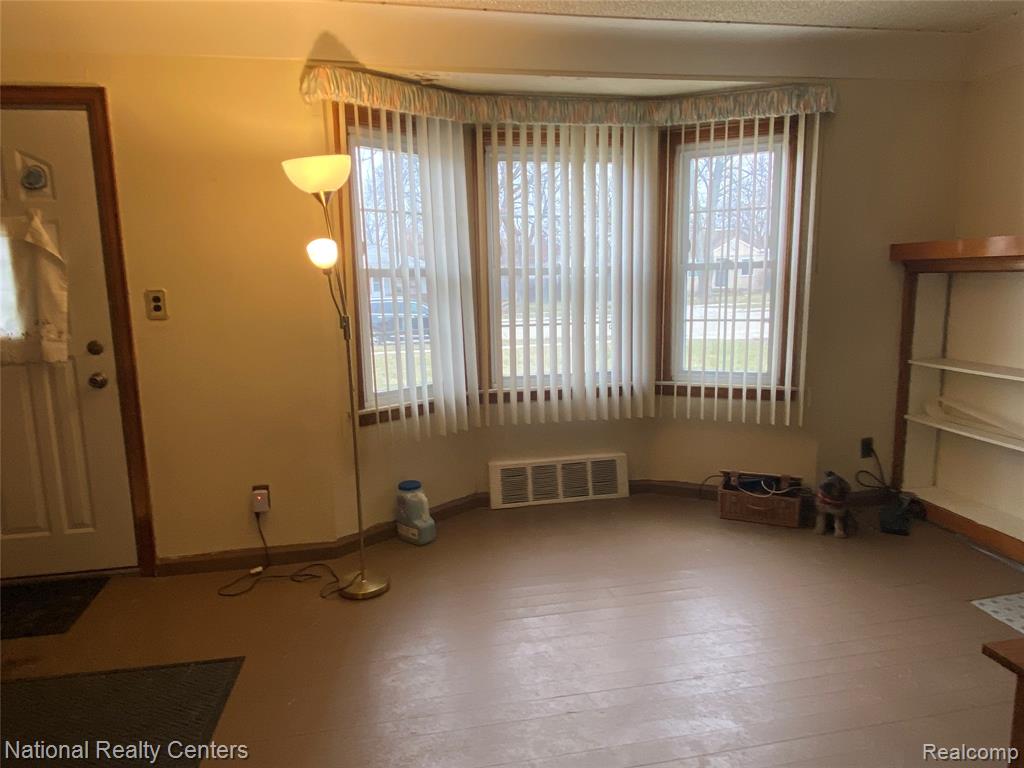 29118 Avondale Street, Inkster, MI 48141 — Photo 4