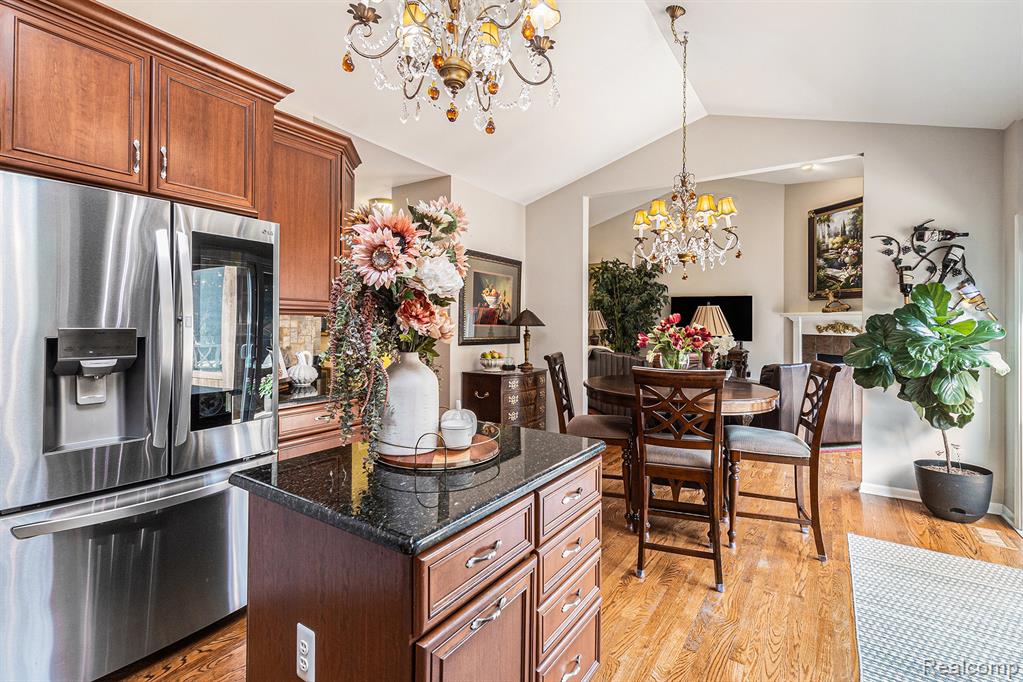 6439 Cohoctah Road, Fenton, MI 48430 — Photo 9