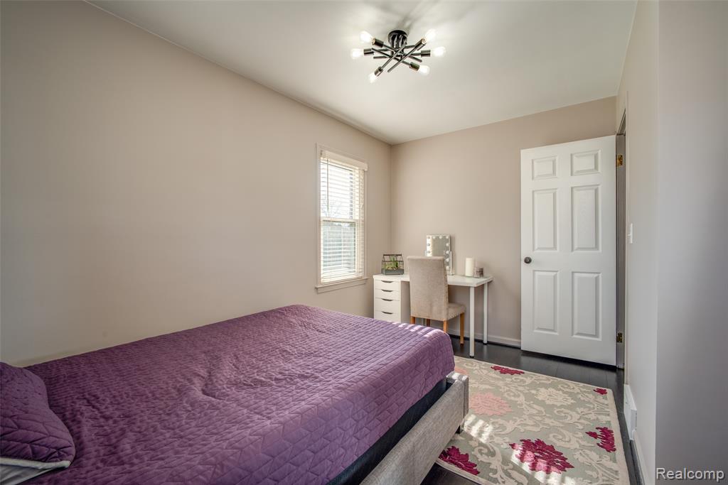 9614 Shadyside Street, Livonia, MI 48150 — Photo 14