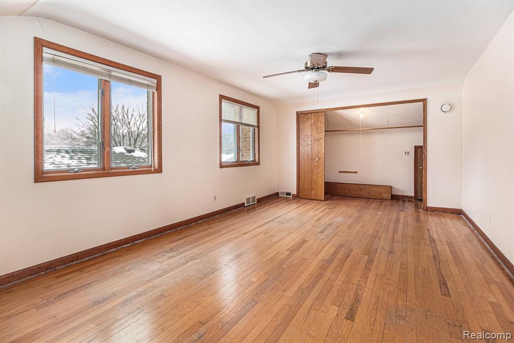4402 Roosevelt Boulevard, Dearborn Heights, MI 48125 — Photo 21