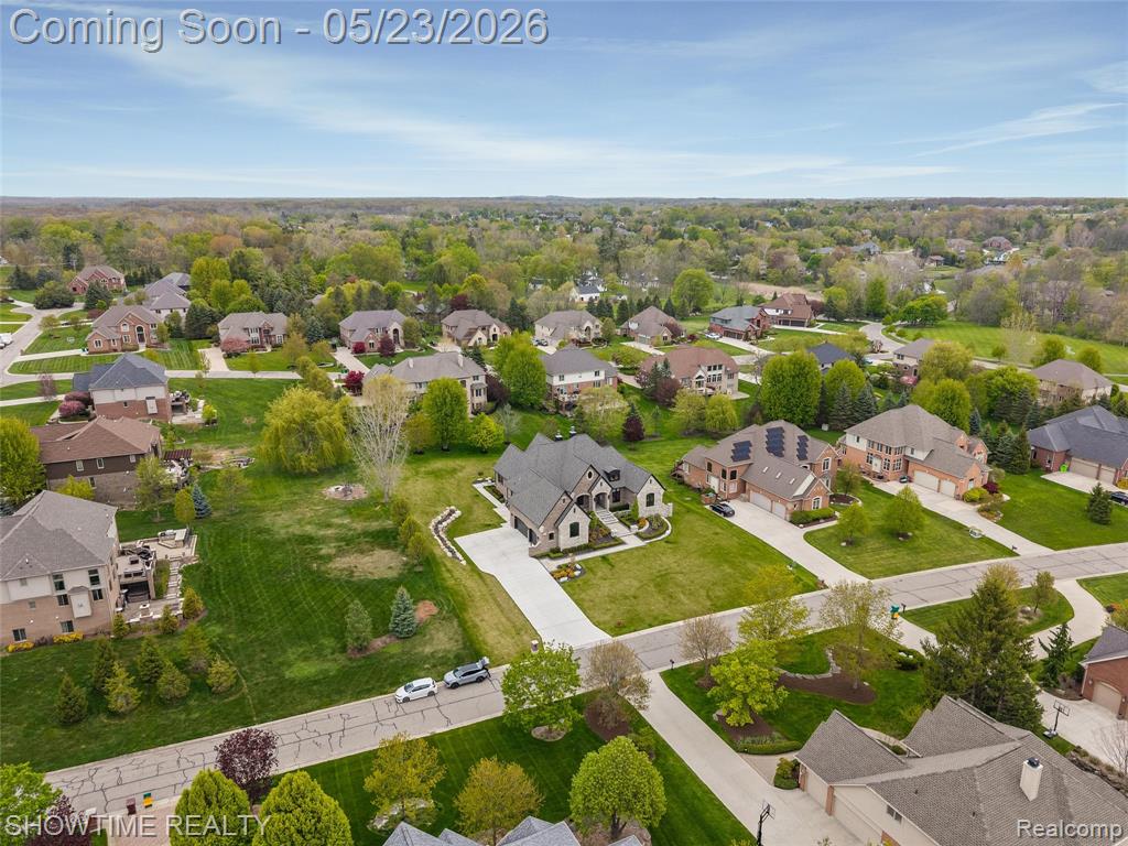 4805 Woodland Hills Drive, Rochester, MI 48306 — Photo 70