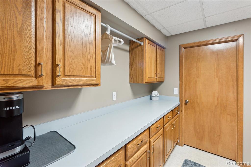 7694 THUNDER BAY Drive, Pinckney, MI 48169 — Photo 36