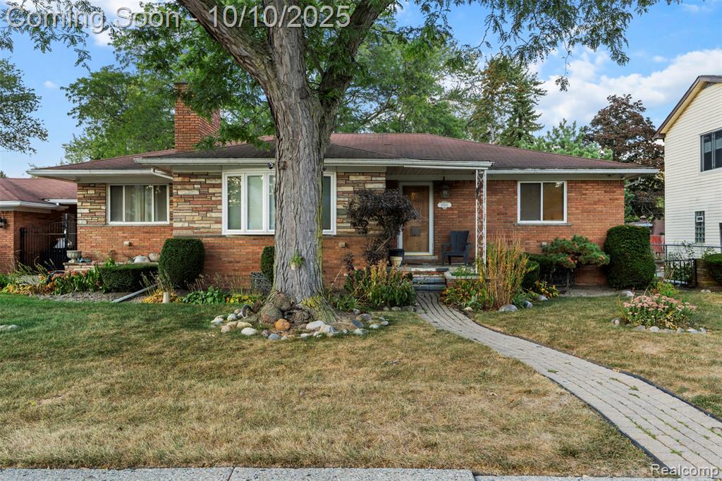 19945 Woodside Street, Harper Woods, MI 48225 — front exterior