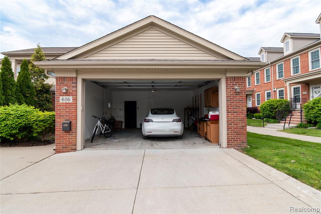 616 Superior Boulevard, Wyandotte, MI 48192 — Photo 38
