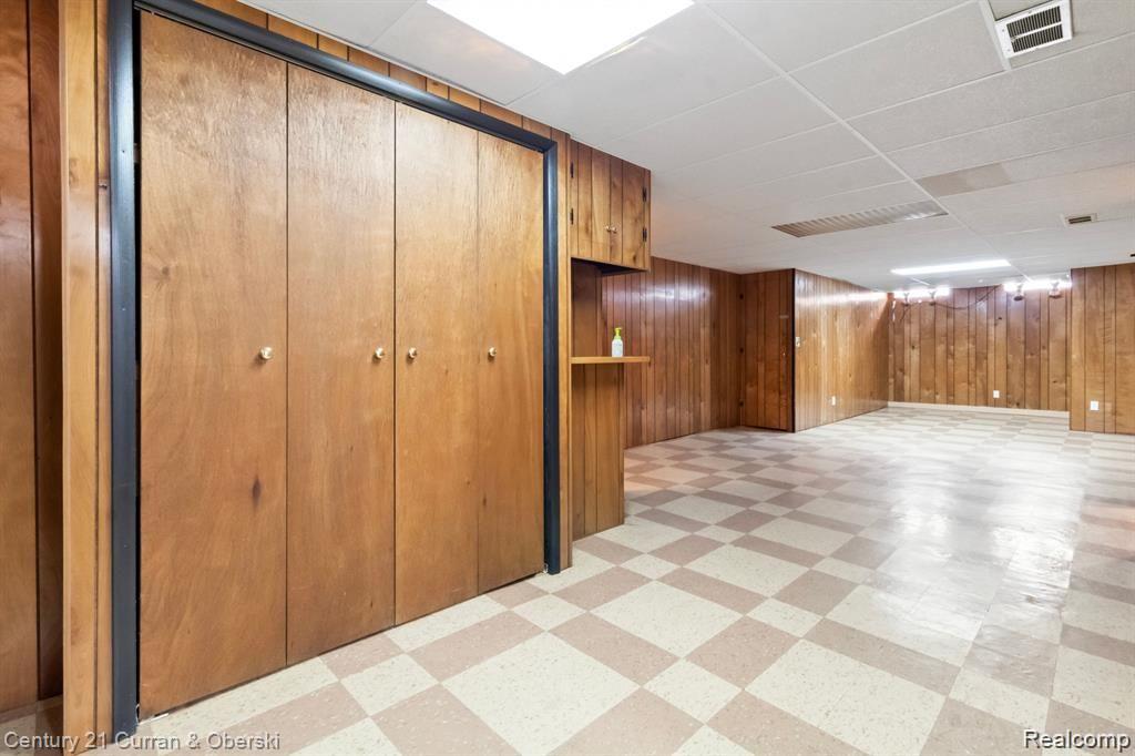 6723 PLAINFIELD Street, Dearborn Heights, MI 48127 — Photo 23