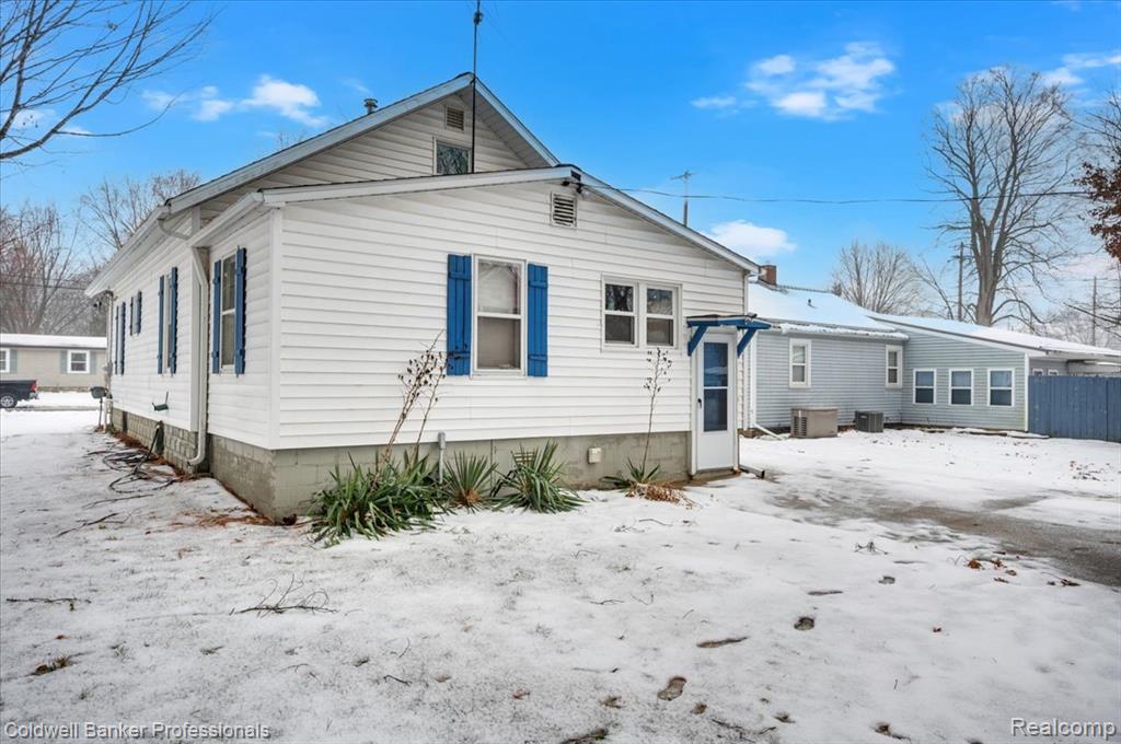 205 Ferry Street, Corunna, MI 48817 — Photo 24