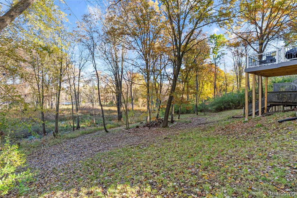 12266 Lillie Road, Byron, MI 48418 — Photo 40