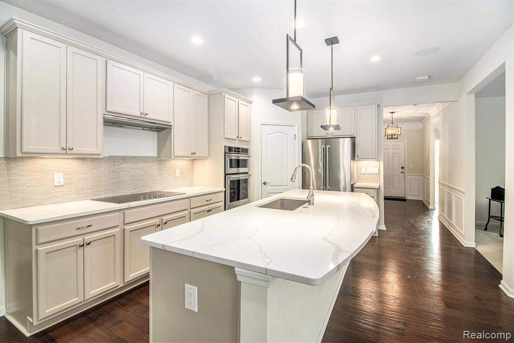 4104 Ashdale Way, Clarkston, MI 48348 — Photo 6