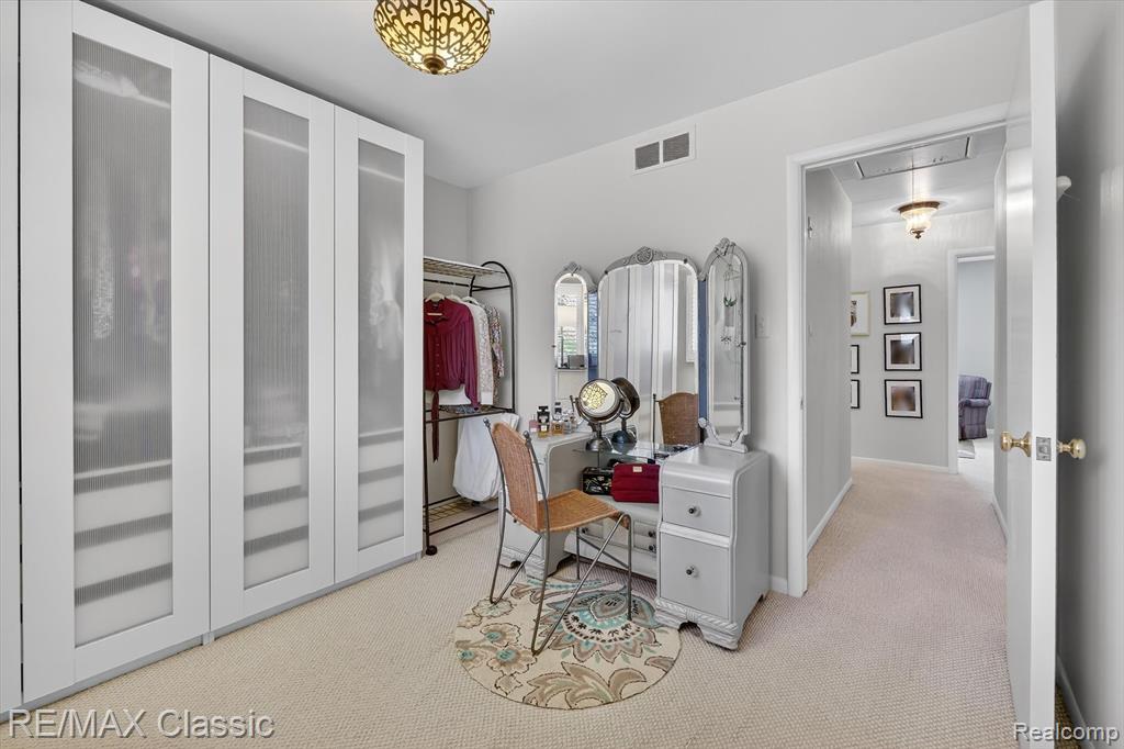 4731 Pickering Road, Bloomfield Hills, MI 48301 — Photo 37