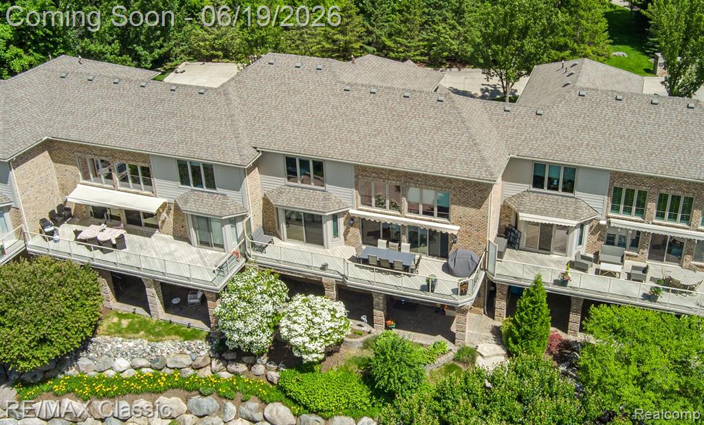 980 Sunset Drive, Waterford, MI 48328 — Photo 10