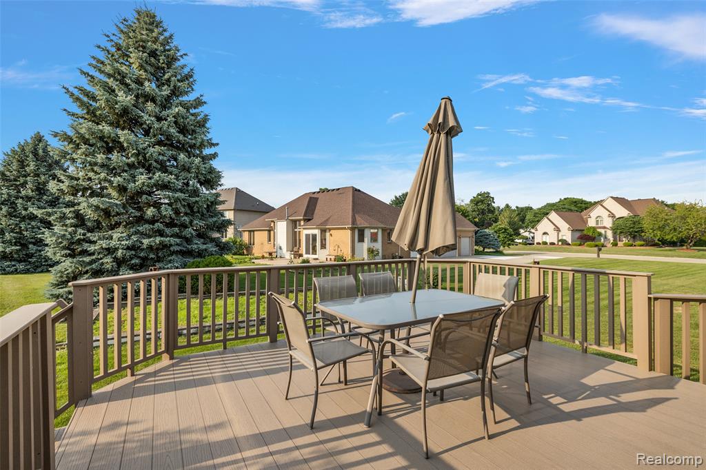 4871 Bayleaf Drive, Sterling Heights, MI 48314 — Photo 5