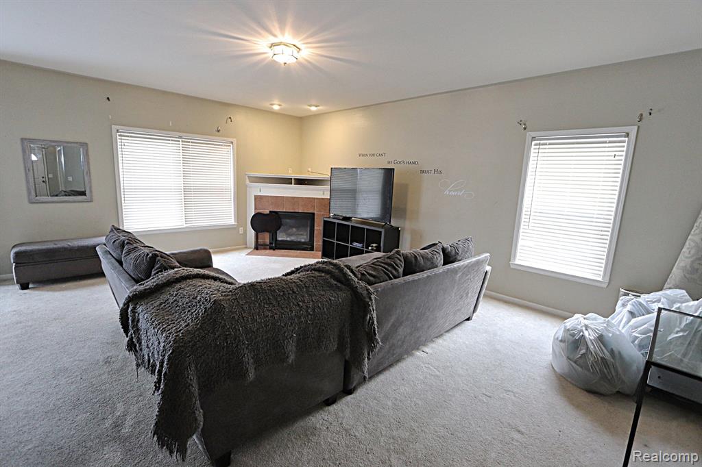 13218 MANTAUK, Belleville, MI 48111 — Photo 19