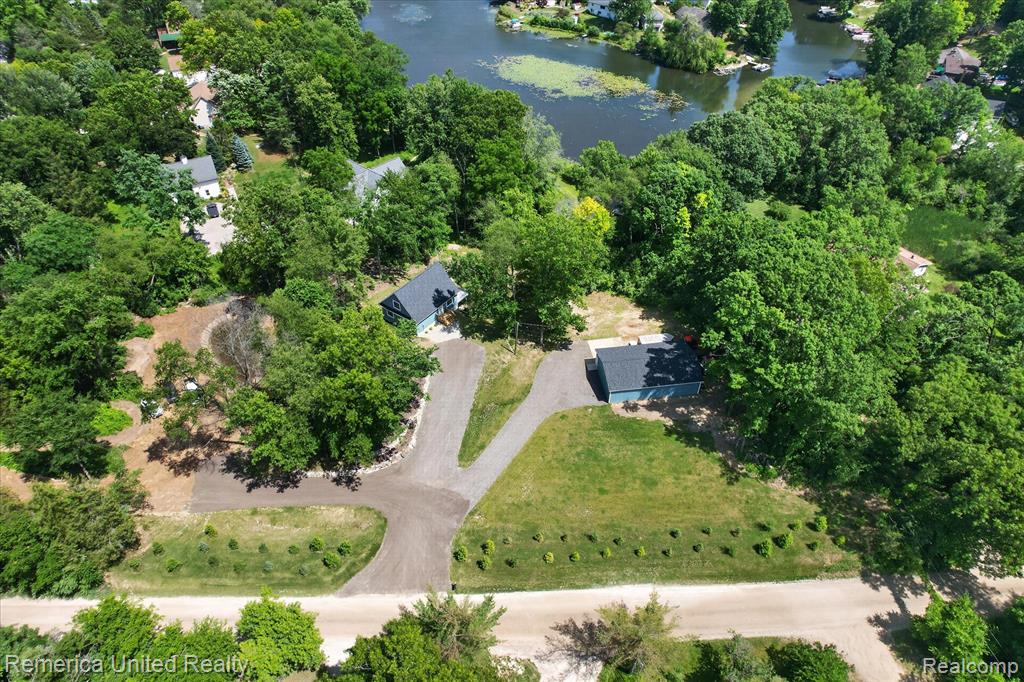 11521 Westshore Drive, Pinckney, MI 48169 — Photo 69