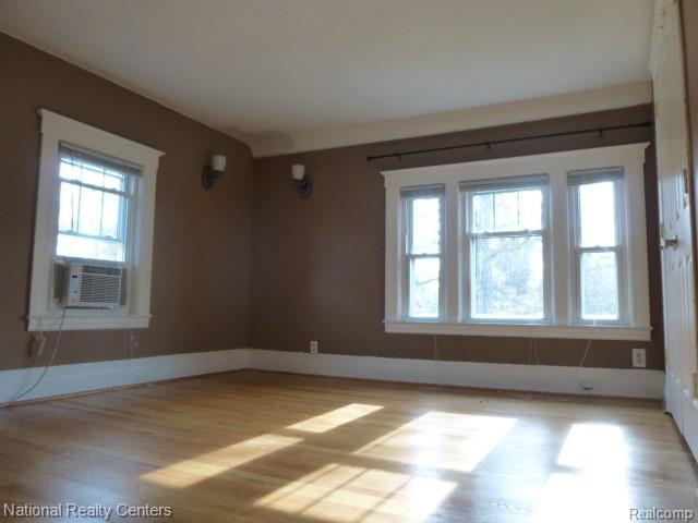 630 W University Drive, Rochester, MI 48307 — Photo 12