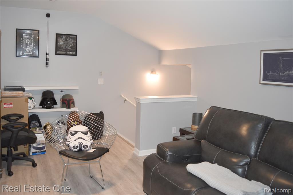 43513 Pendleton Circle, Sterling Heights, MI 48313 — Photo 16