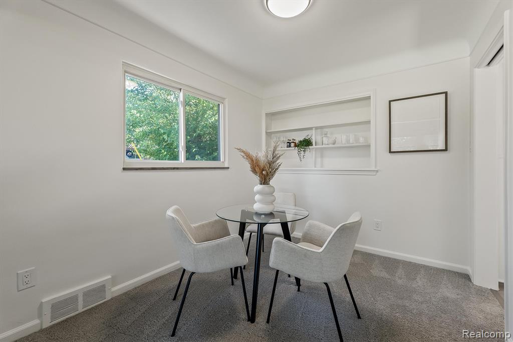23520 Marlow Street, Oak Park, MI 48237 — Photo 19