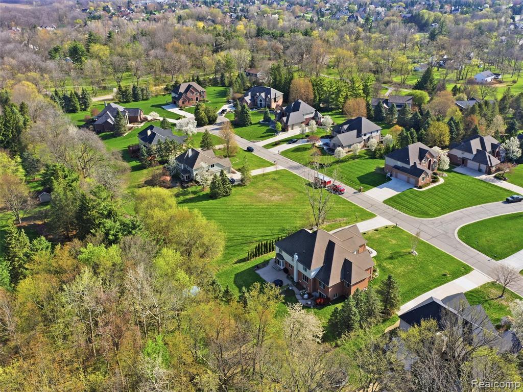 4672 Woodland Hills Drive, Rochester, MI 48306 — Photo 5
