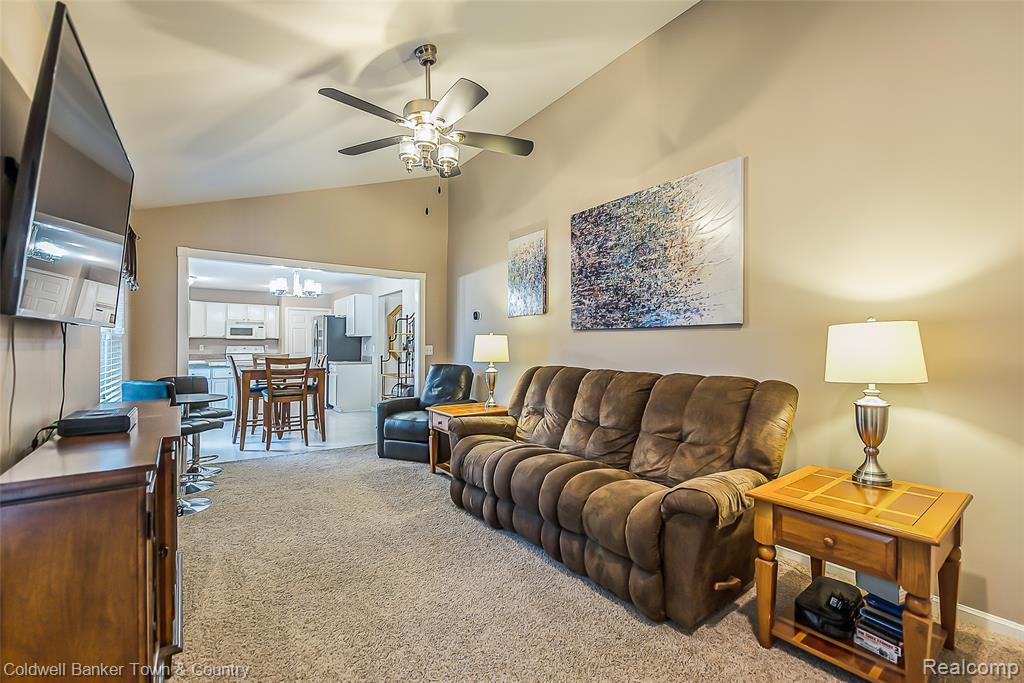 9305 Appleview Court, Brighton, MI 48116 — Photo 26