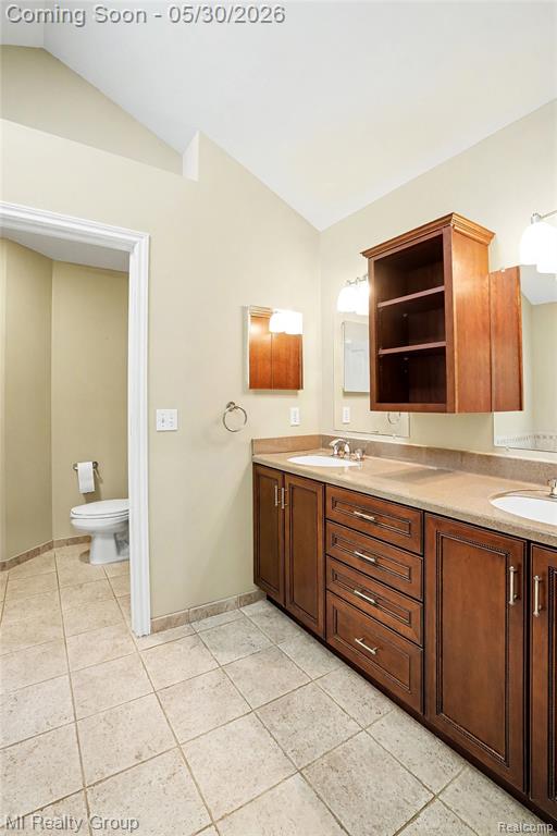 2215 High Meadows Drive, Ortonville, MI 48462 — Photo 36