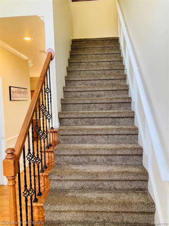 1070 Arthur Drive, Troy, MI 48083 — Photo 13