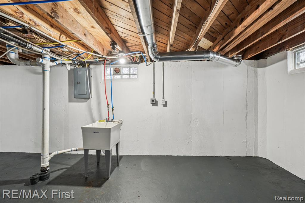 23818 Tawas Avenue, Hazel Park, MI 48030 — Photo 18
