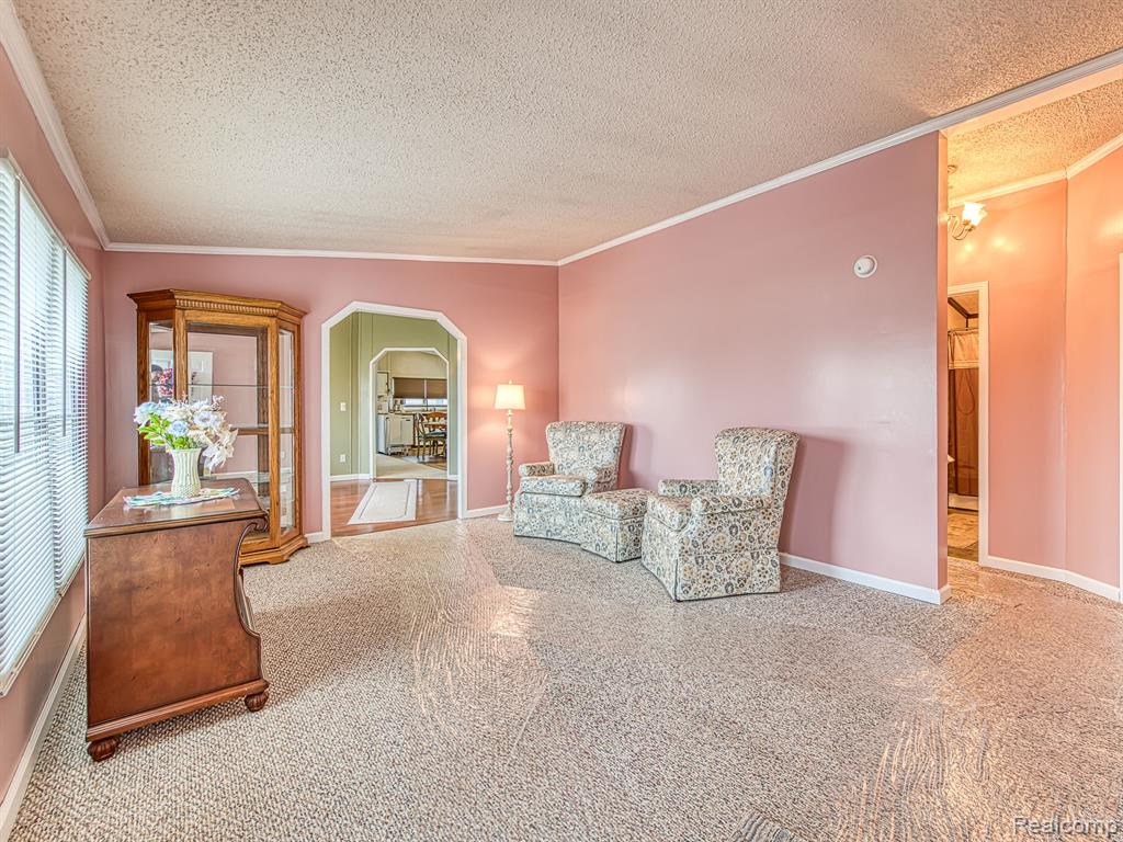 29403 Wedgewood, Flat Rock, MI 48134 — Photo 9