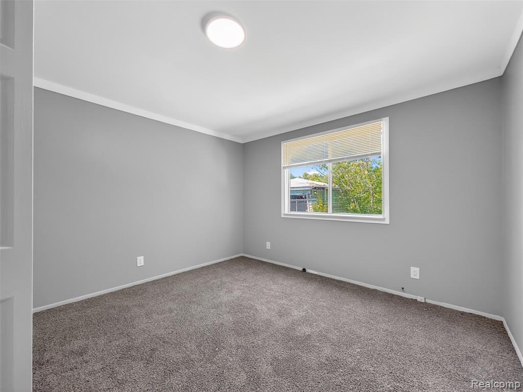 7161 Varjo Street, Hamtramck, MI 48212 — Photo 19